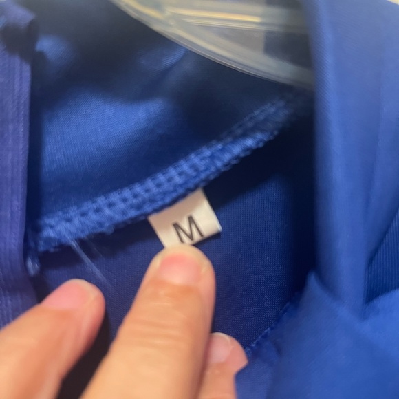 Elegant Blue Peplum Dress with Bow Detail - Picture 2 of 3